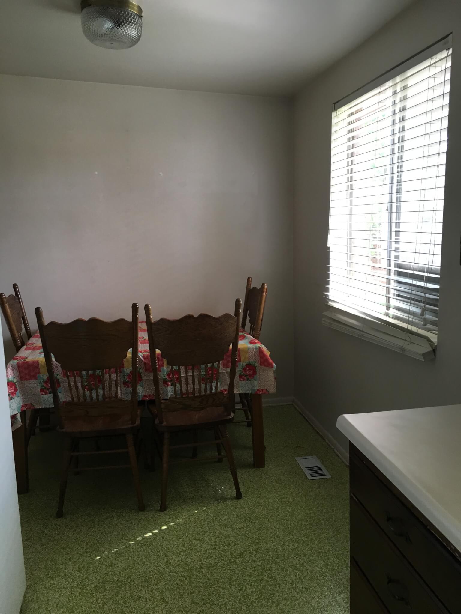 kitchen table and chairs